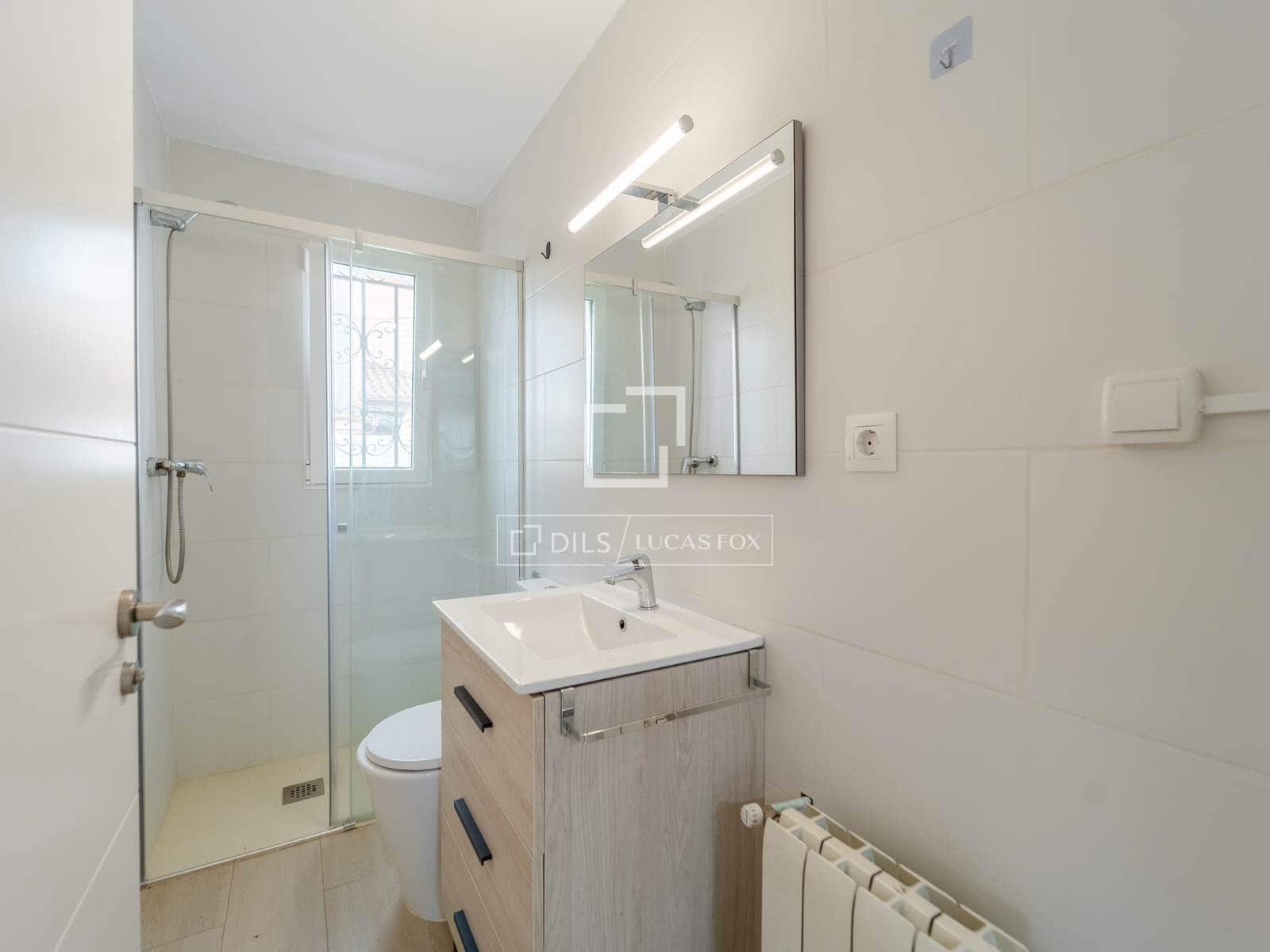 3 makuuhuone Huvila vuokrattavana paikassa Valencia kaupunki - 1 850 € (Ref: 9753495)