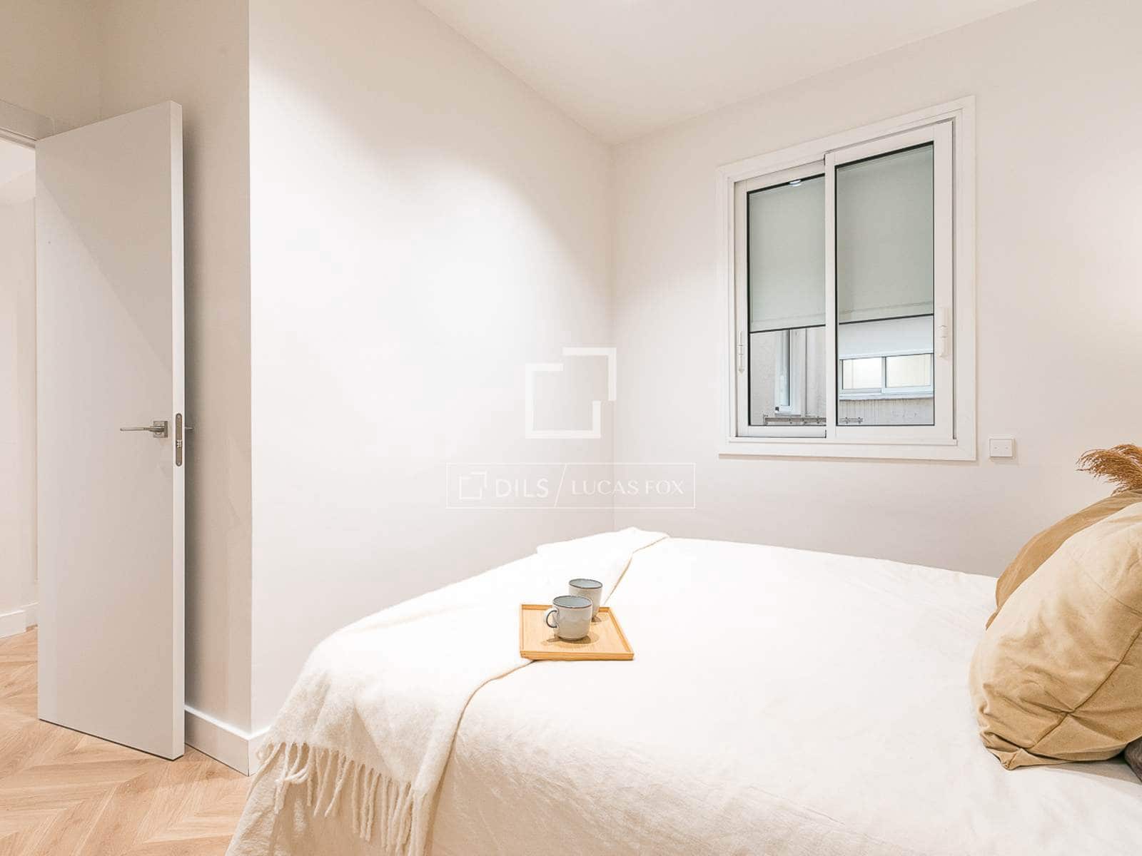 2 soveværelse Lejlighed til salg i Barcelona by med garage - € 647.000 (Ref: 9753562)