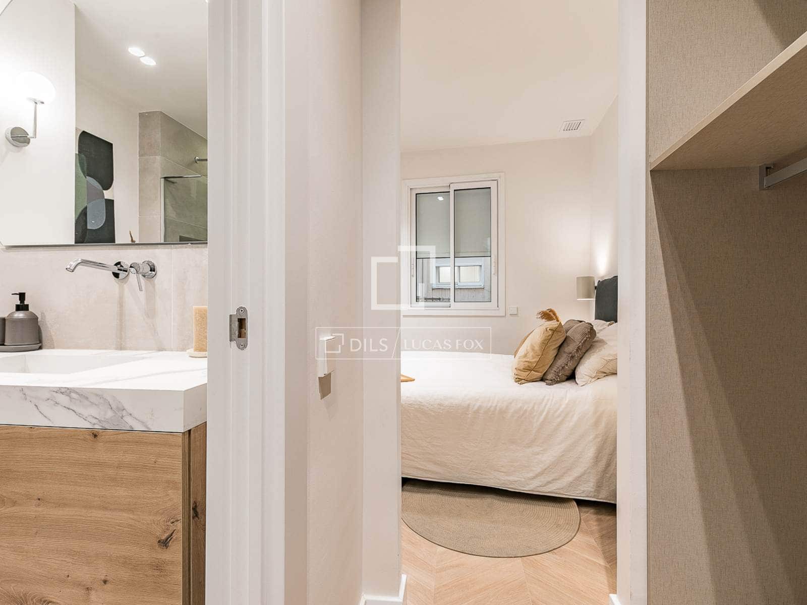 2 soveværelse Lejlighed til salg i Barcelona by med garage - € 647.000 (Ref: 9753562)