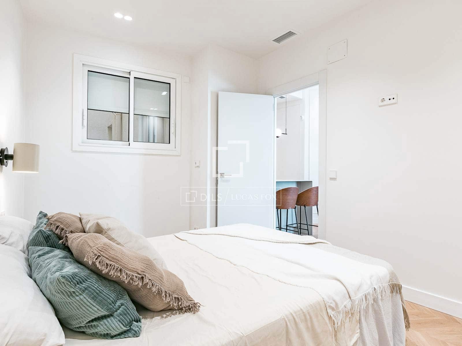 2 soveværelse Lejlighed til salg i Barcelona by med garage - € 647.000 (Ref: 9753562)