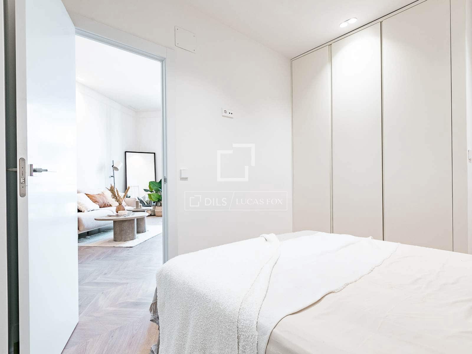 2 soveværelse Lejlighed til salg i Barcelona by med garage - € 647.000 (Ref: 9753562)