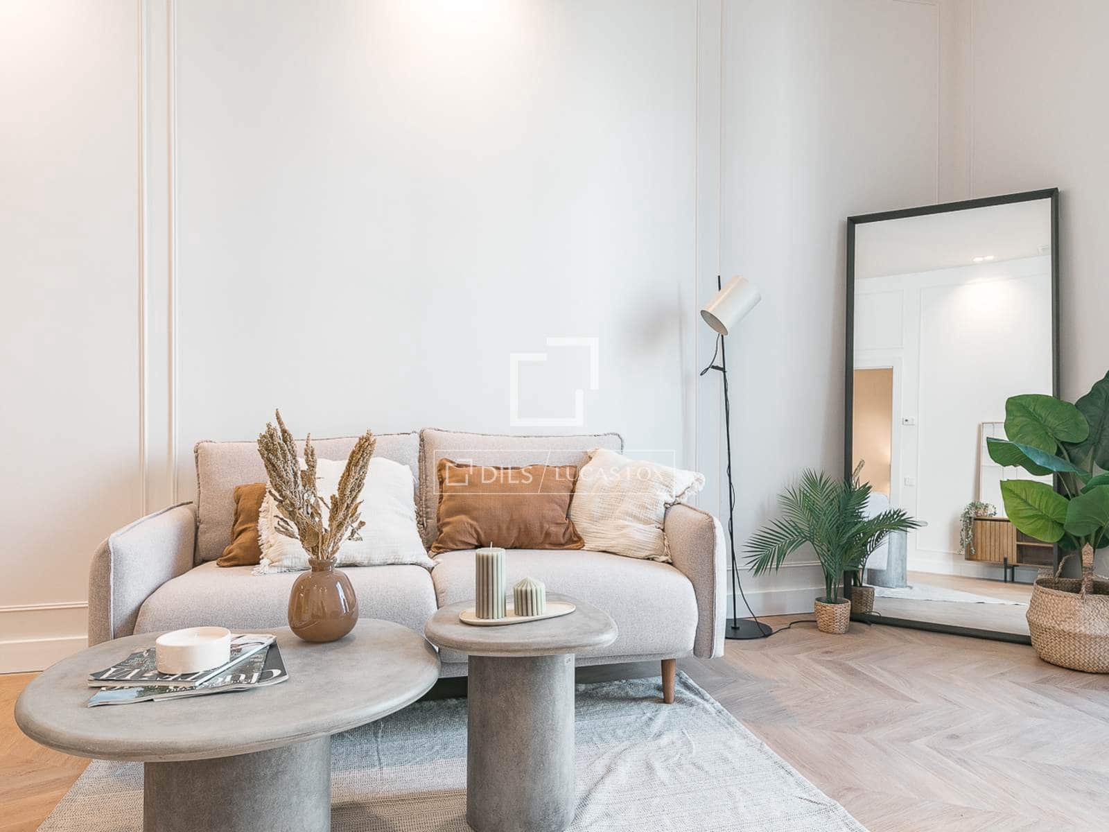 2 soveværelse Lejlighed til salg i Barcelona by med garage - € 647.000 (Ref: 9753562)