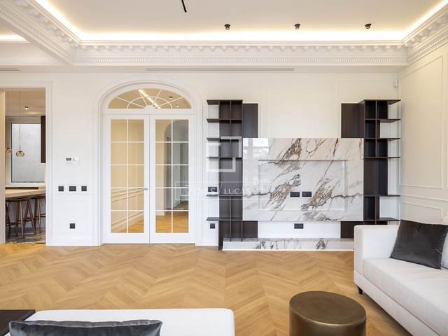 4 makuuhuone Huoneisto myytävänä paikassa Barcelona kaupunki - 3 900 000 € (Ref: 9753563)