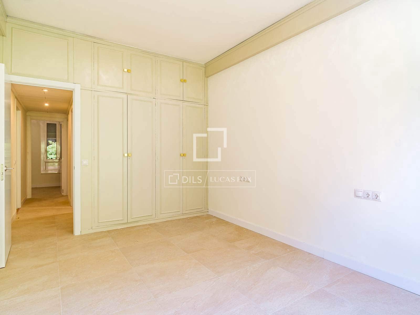 3 soverom Leilighet til salgs i Barcelona by - € 590 000 (Ref: 9753736)