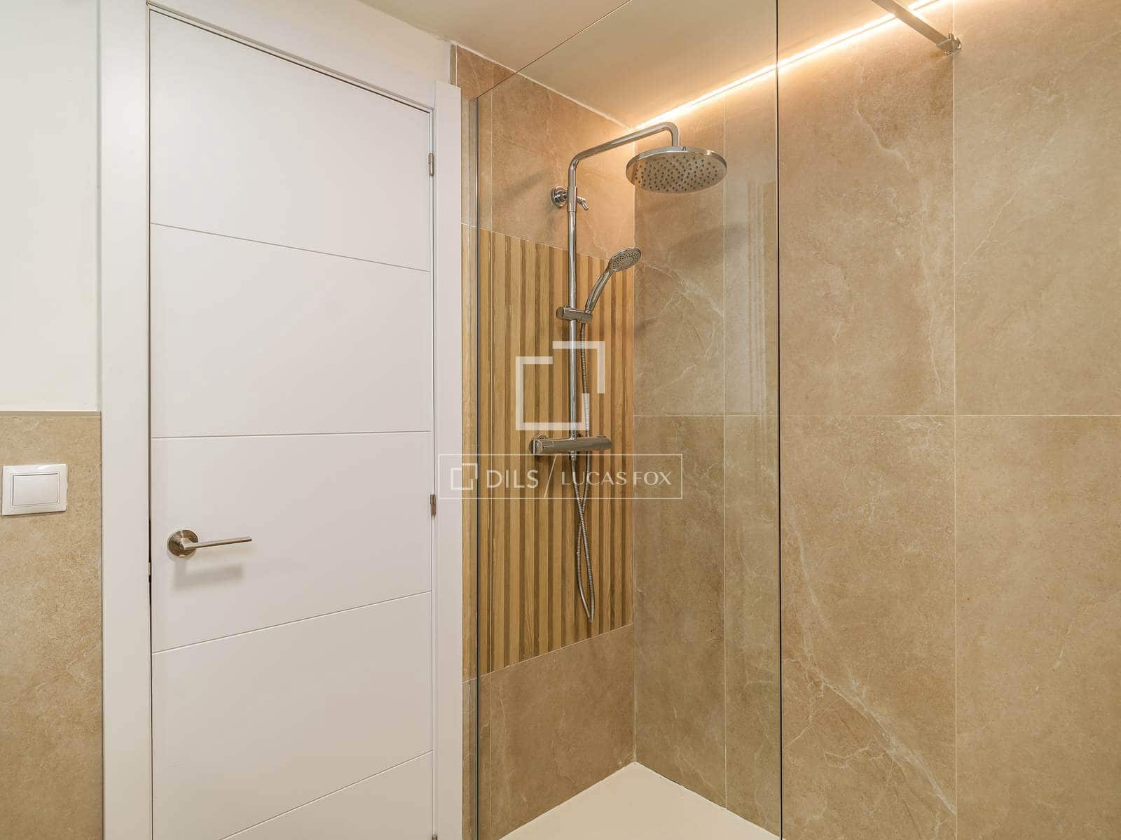 3 soverom Leilighet til salgs i Barcelona by - € 590 000 (Ref: 9753736)