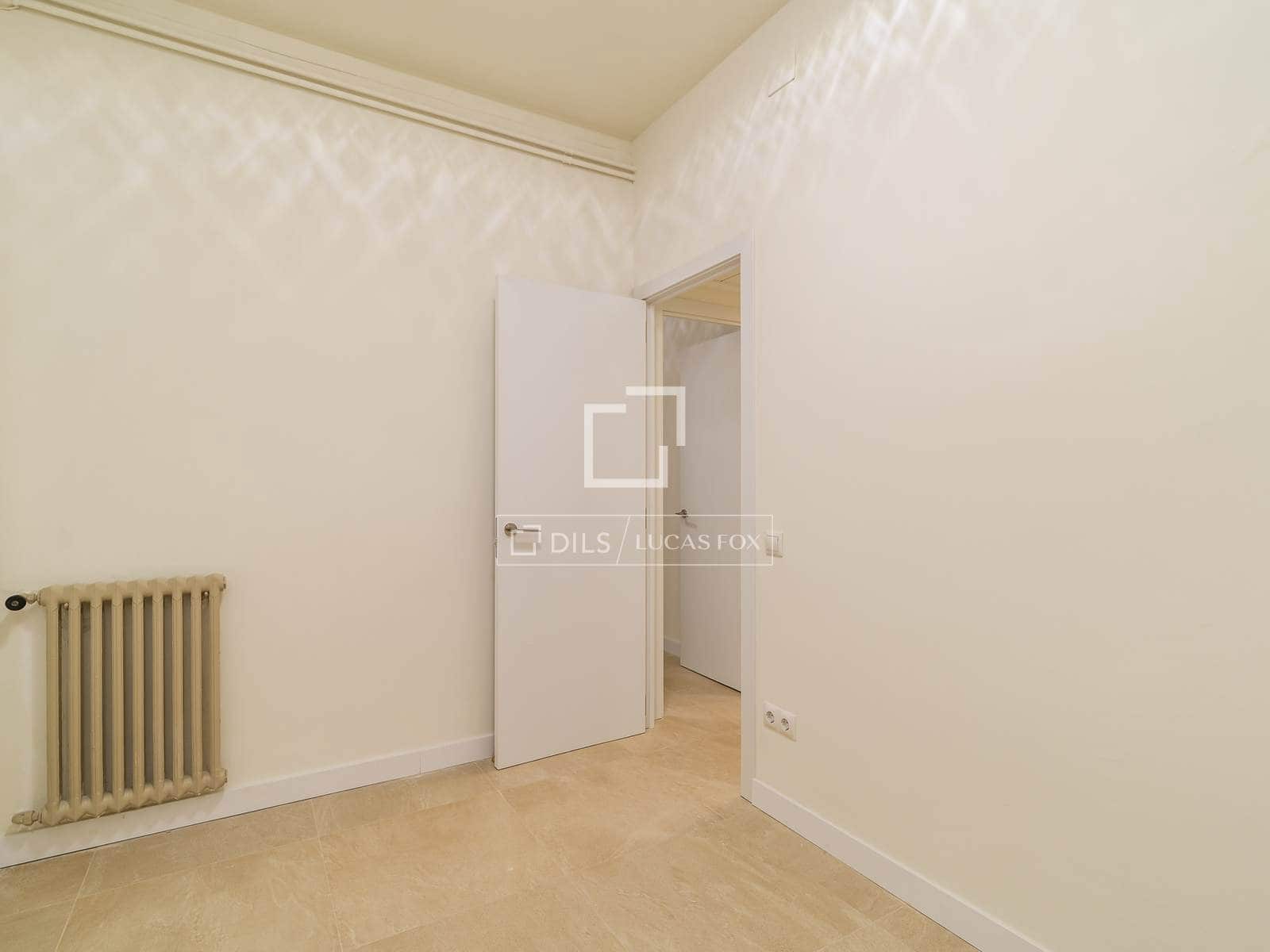 3 soverom Leilighet til salgs i Barcelona by - € 590 000 (Ref: 9753736)