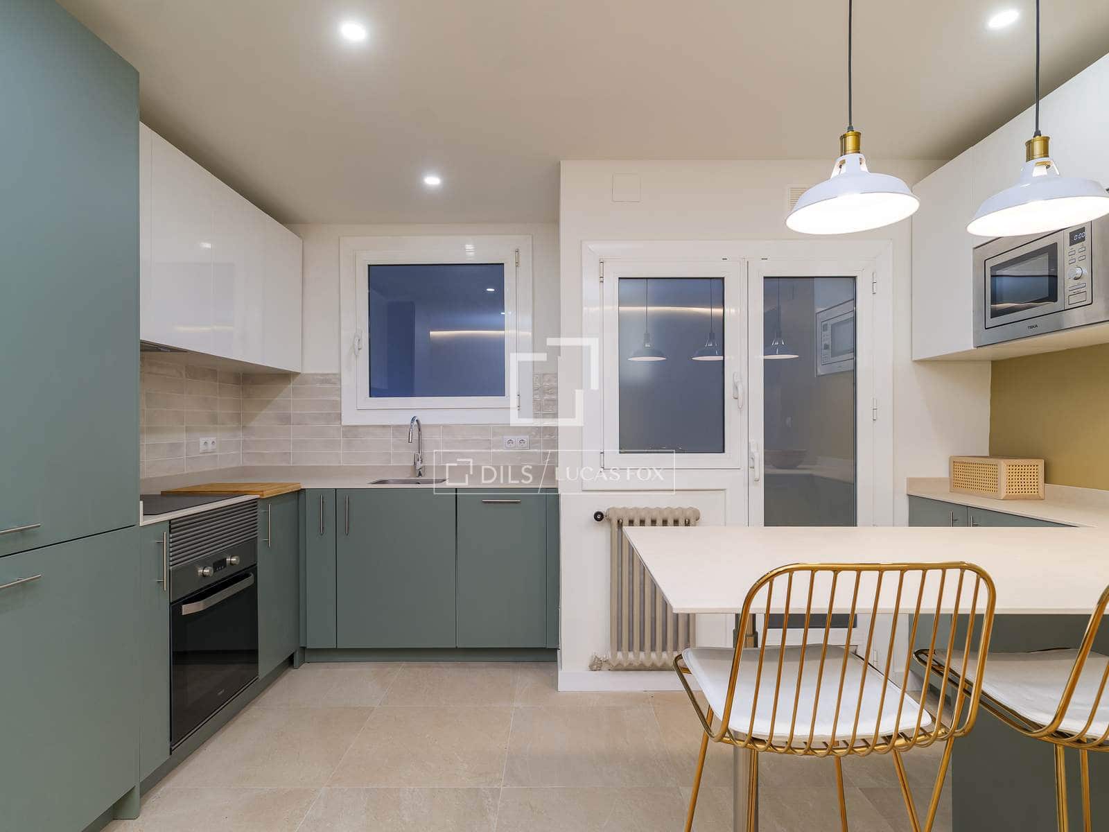 3 soverom Leilighet til salgs i Barcelona by - € 590 000 (Ref: 9753736)