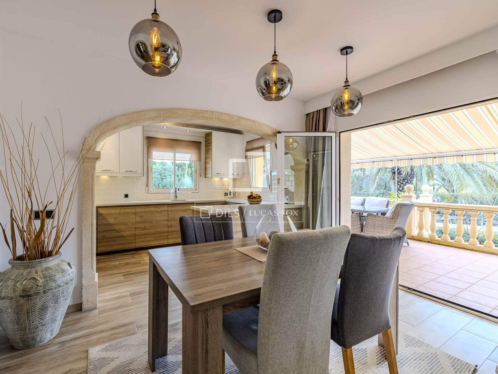 5 Zimmer Villa zu verkaufen in Javea / Xabia mit Pool Garage - 1.285.000 € (Ref: 9753737)