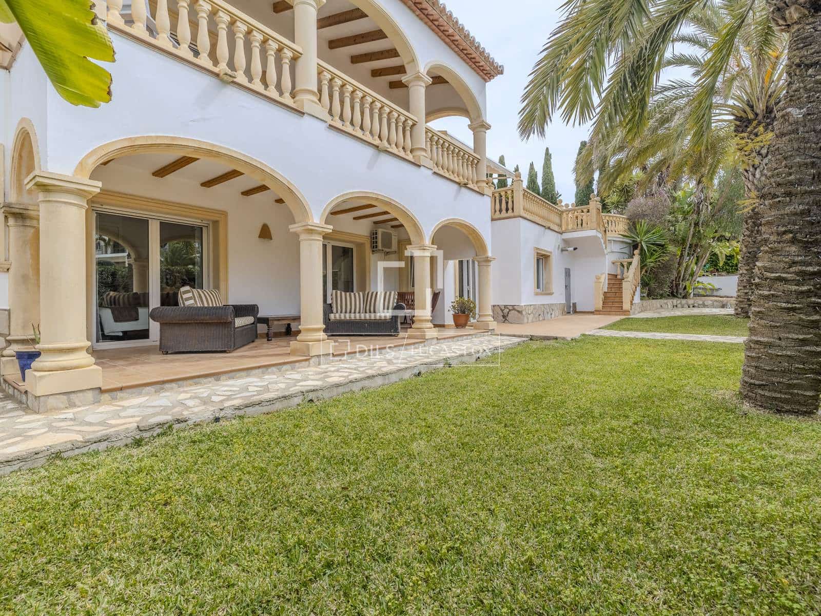 5 Zimmer Villa zu verkaufen in Javea / Xabia mit Pool Garage - 1.285.000 € (Ref: 9753737)