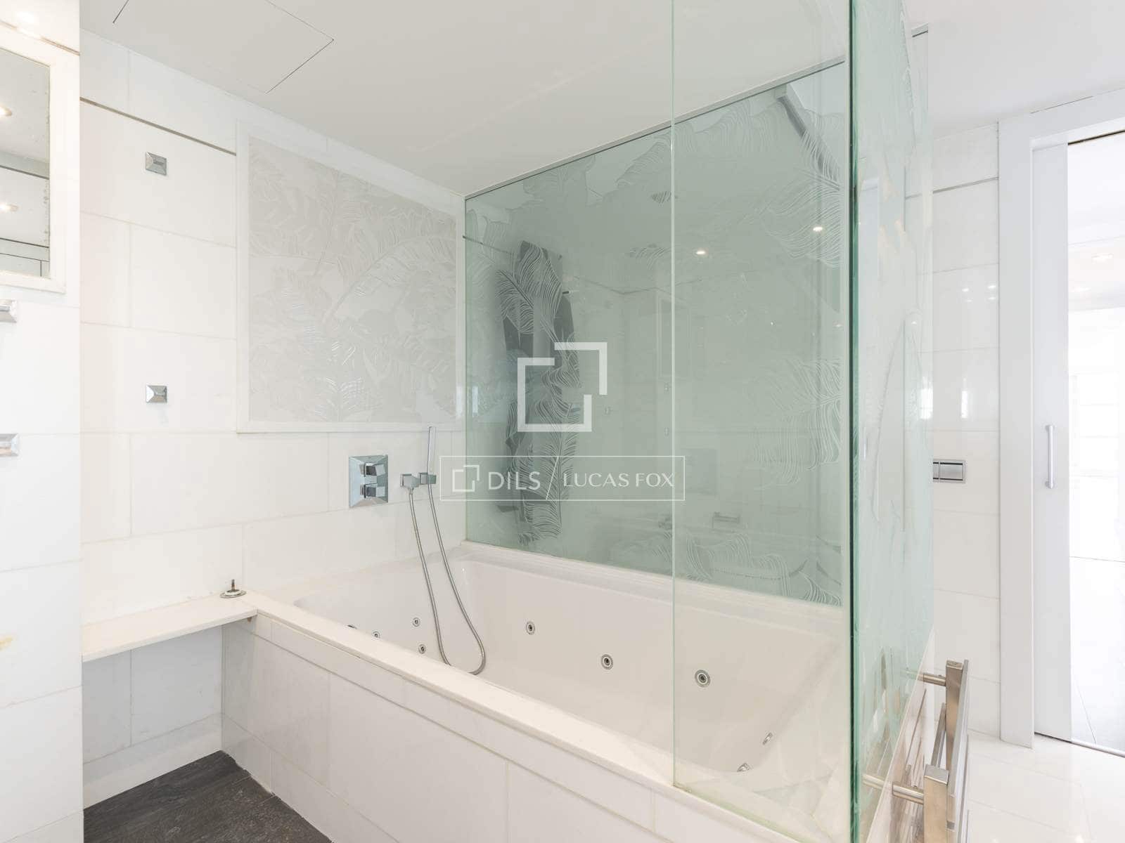 2 chambre Penthouse à vendre à Barcelone ville avec garage - 1 900 000 € (Ref: 9756645)