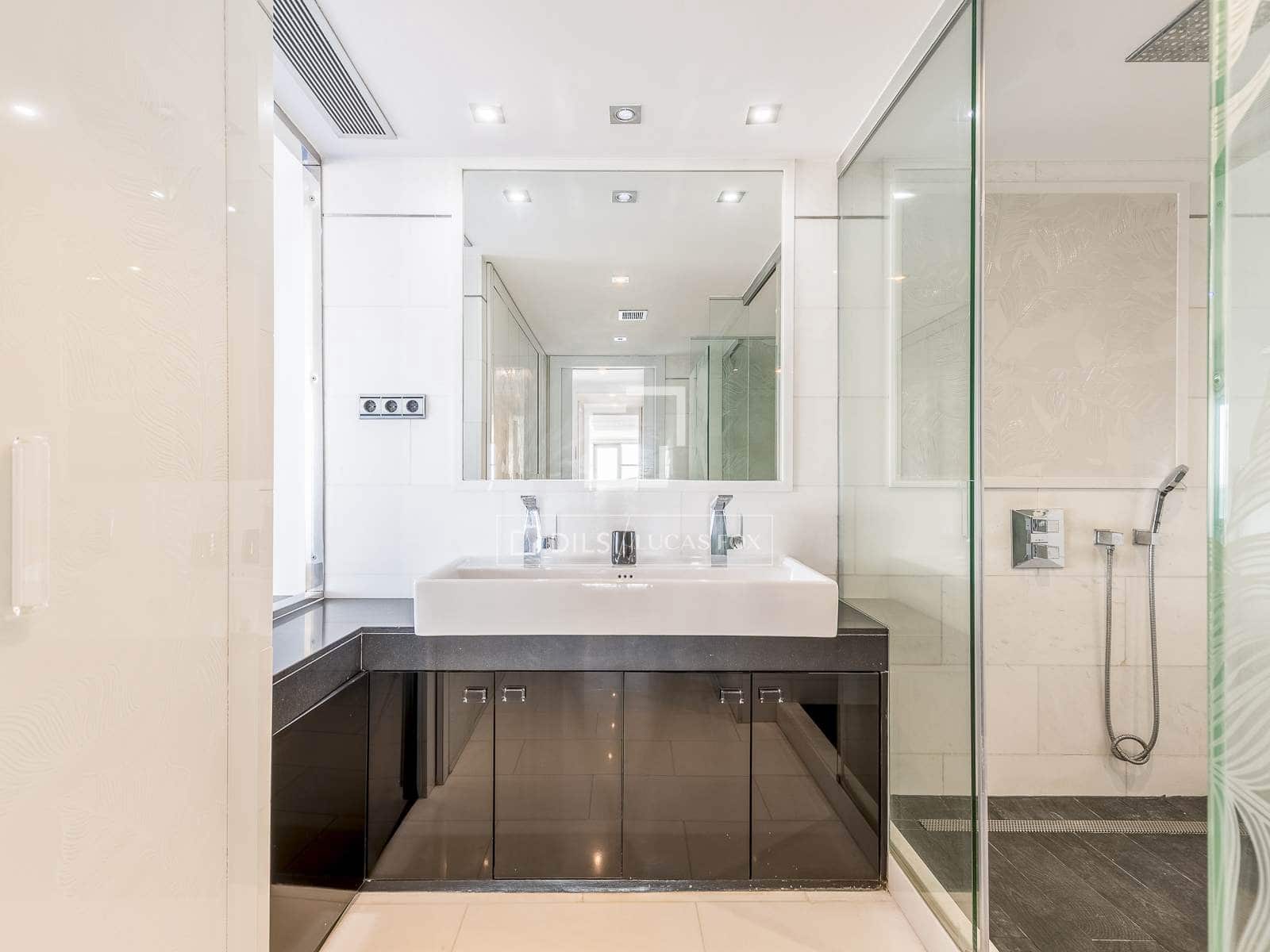 2 chambre Penthouse à vendre à Barcelone ville avec garage - 1 900 000 € (Ref: 9756645)