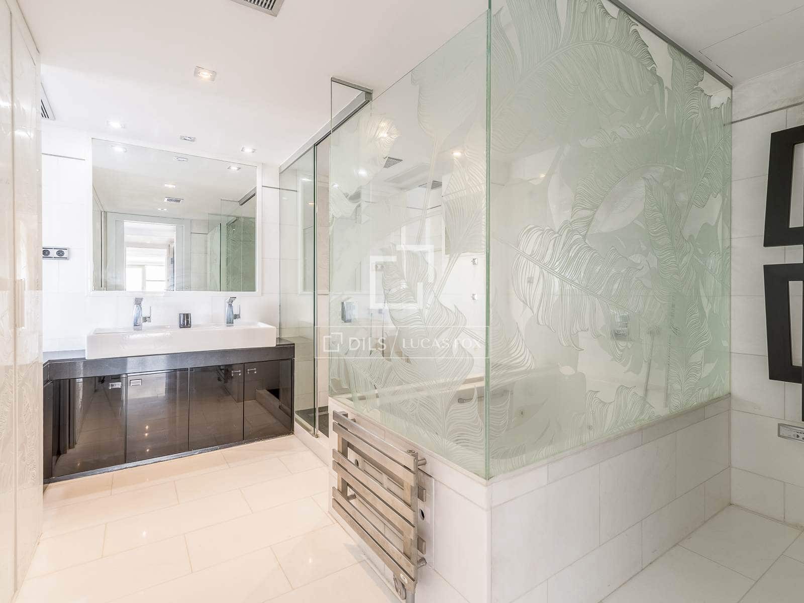 2 chambre Penthouse à vendre à Barcelone ville avec garage - 1 900 000 € (Ref: 9756645)