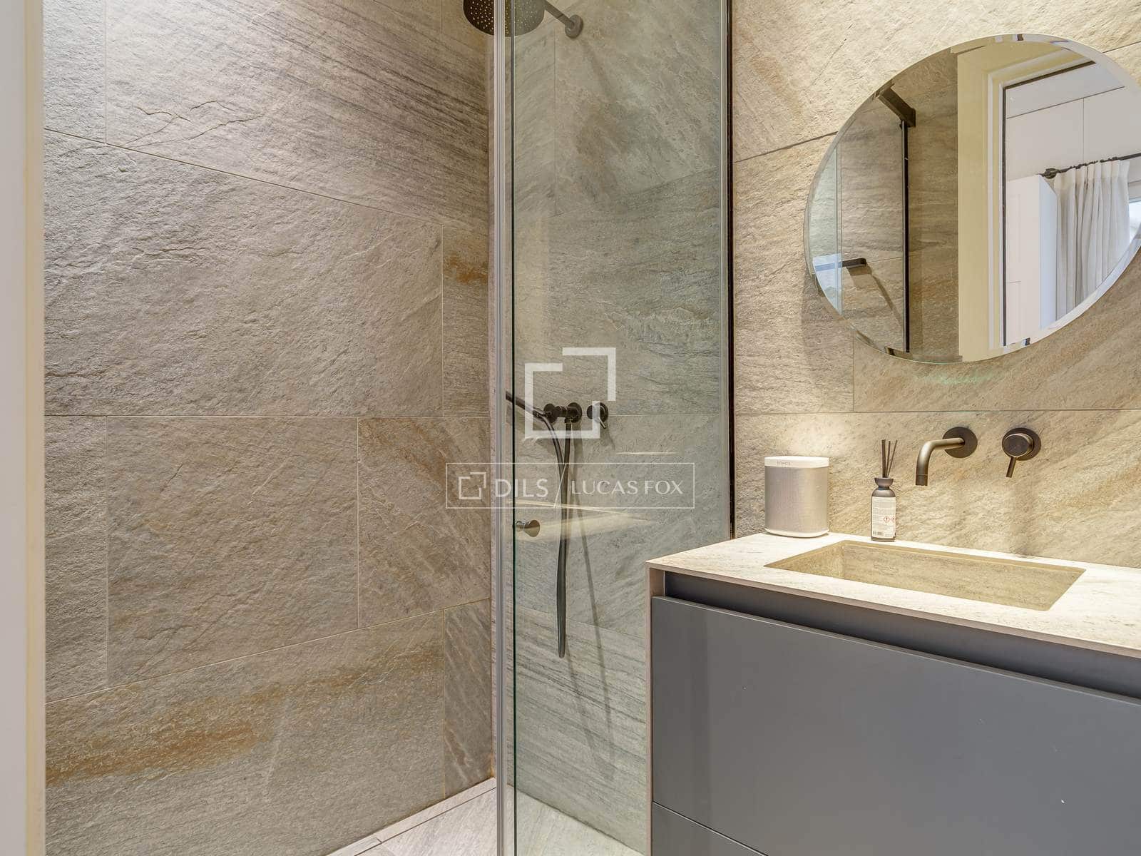 2 makuuhuone Huoneisto myytävänä paikassa Barcelona kaupunki - 995 000 € (Ref: 9757592)