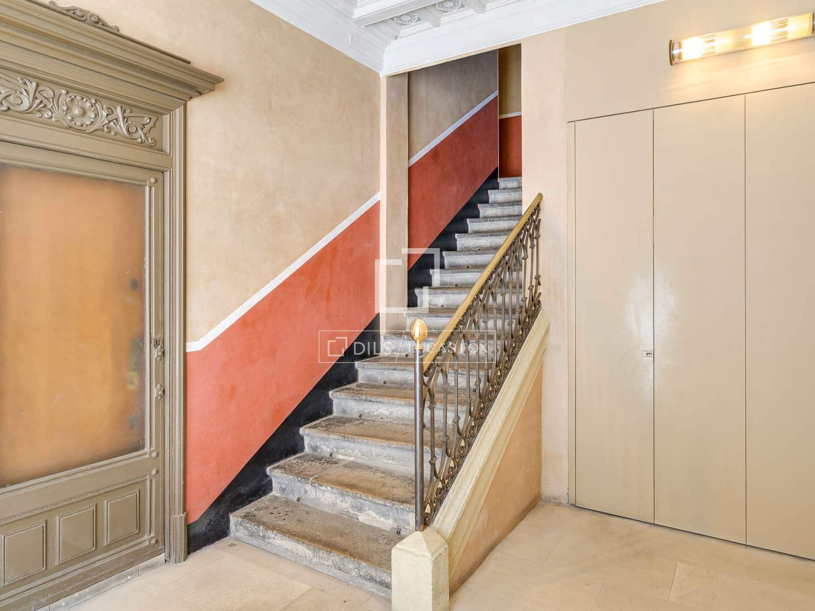 2 makuuhuone Huoneisto myytävänä paikassa Barcelona kaupunki - 995 000 € (Ref: 9757592)