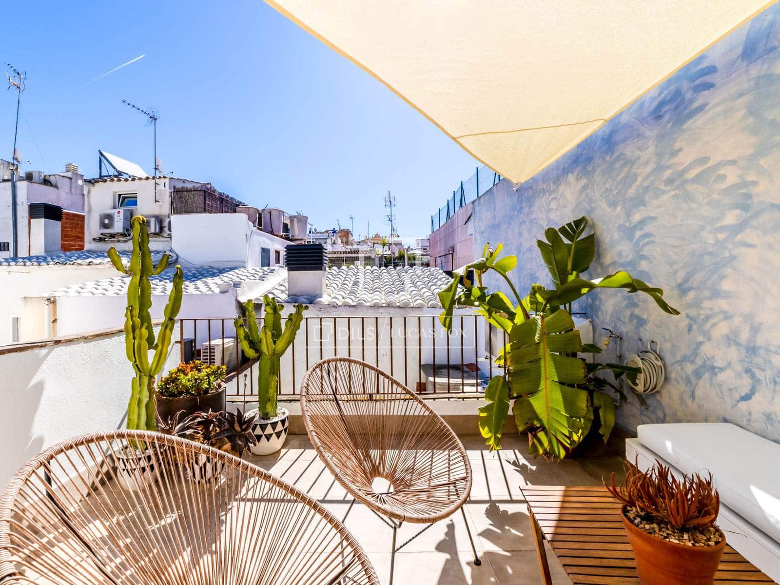 3 bedroom Villa for sale in Sitges - € 1,000,000 (Ref: 9757593)