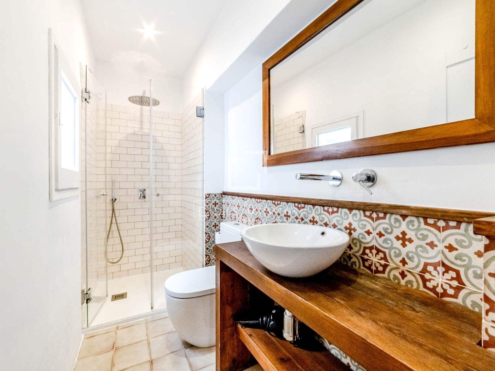 3 bedroom Villa for sale in Sitges - € 1,000,000 (Ref: 9757593)