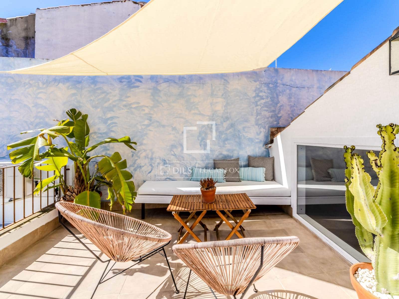 3 bedroom Villa for sale in Sitges - € 1,000,000 (Ref: 9757593)