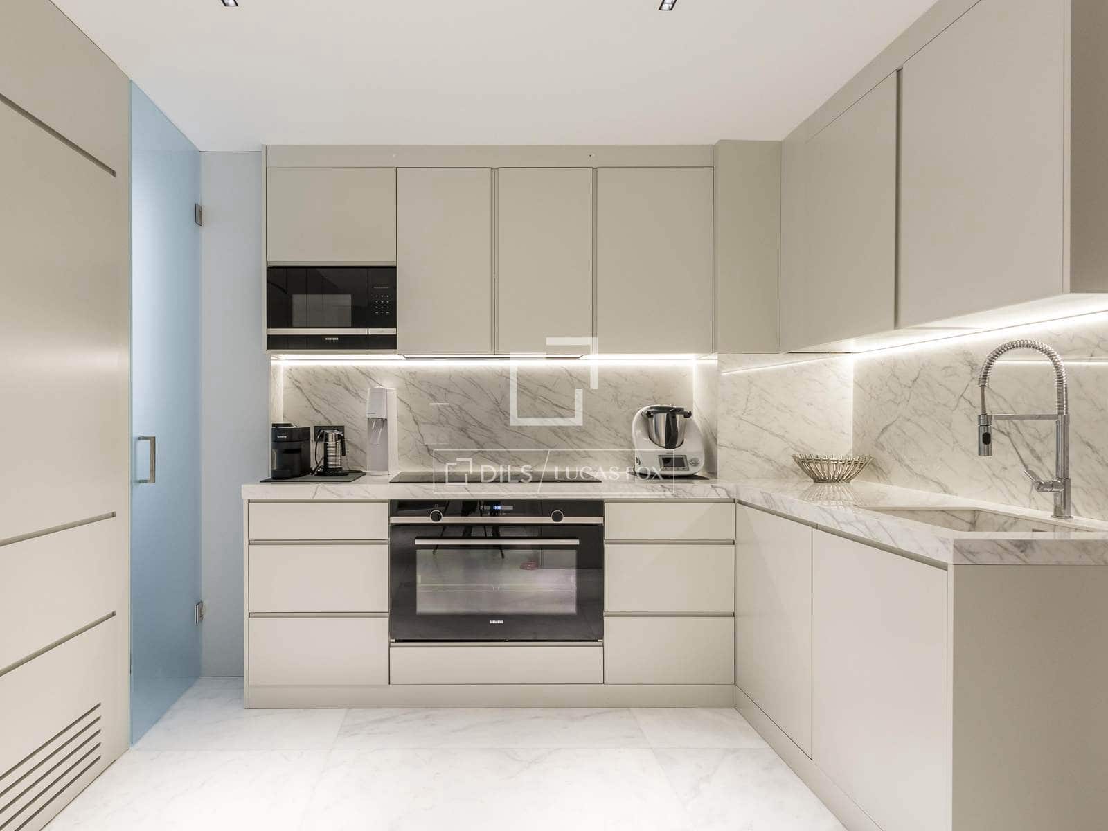 4 quarto Apartamento para venda em Madrid cidade com garagem - 6 750 000 € (Ref: 9757594)