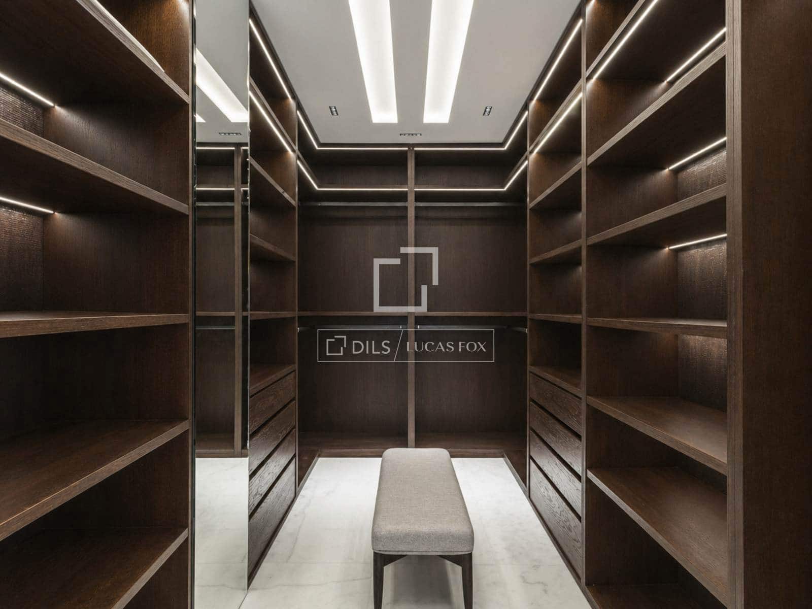 4 bedroom Apartment for sale in Madrid city with garage - € 6,750,000 (Ref: 9757594)