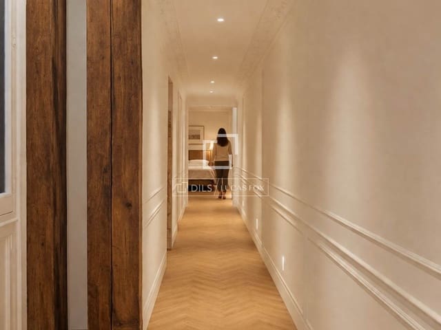 3 makuuhuone Huoneisto myytävänä paikassa Madrid kaupunki - 2 375 000 € (Ref: 9758129)