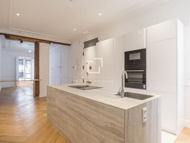 3 makuuhuone Huoneisto myytävänä paikassa Madrid kaupunki - 2 290 000 € (Ref: 9758129)