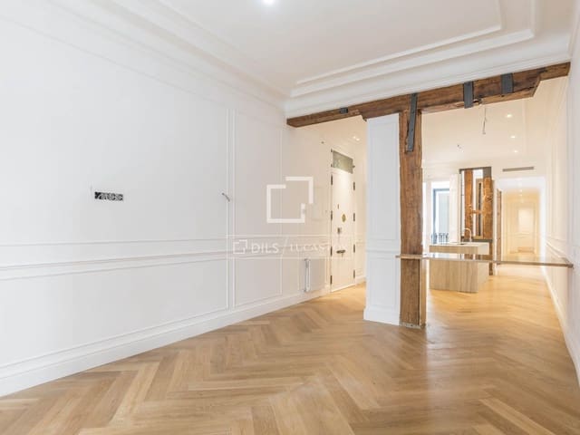 3 makuuhuone Huoneisto myytävänä paikassa Madrid kaupunki - 2 290 000 € (Ref: 9758129)
