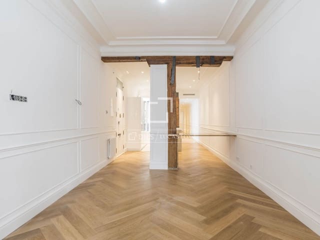 3 makuuhuone Huoneisto myytävänä paikassa Madrid kaupunki - 2 290 000 € (Ref: 9758129)