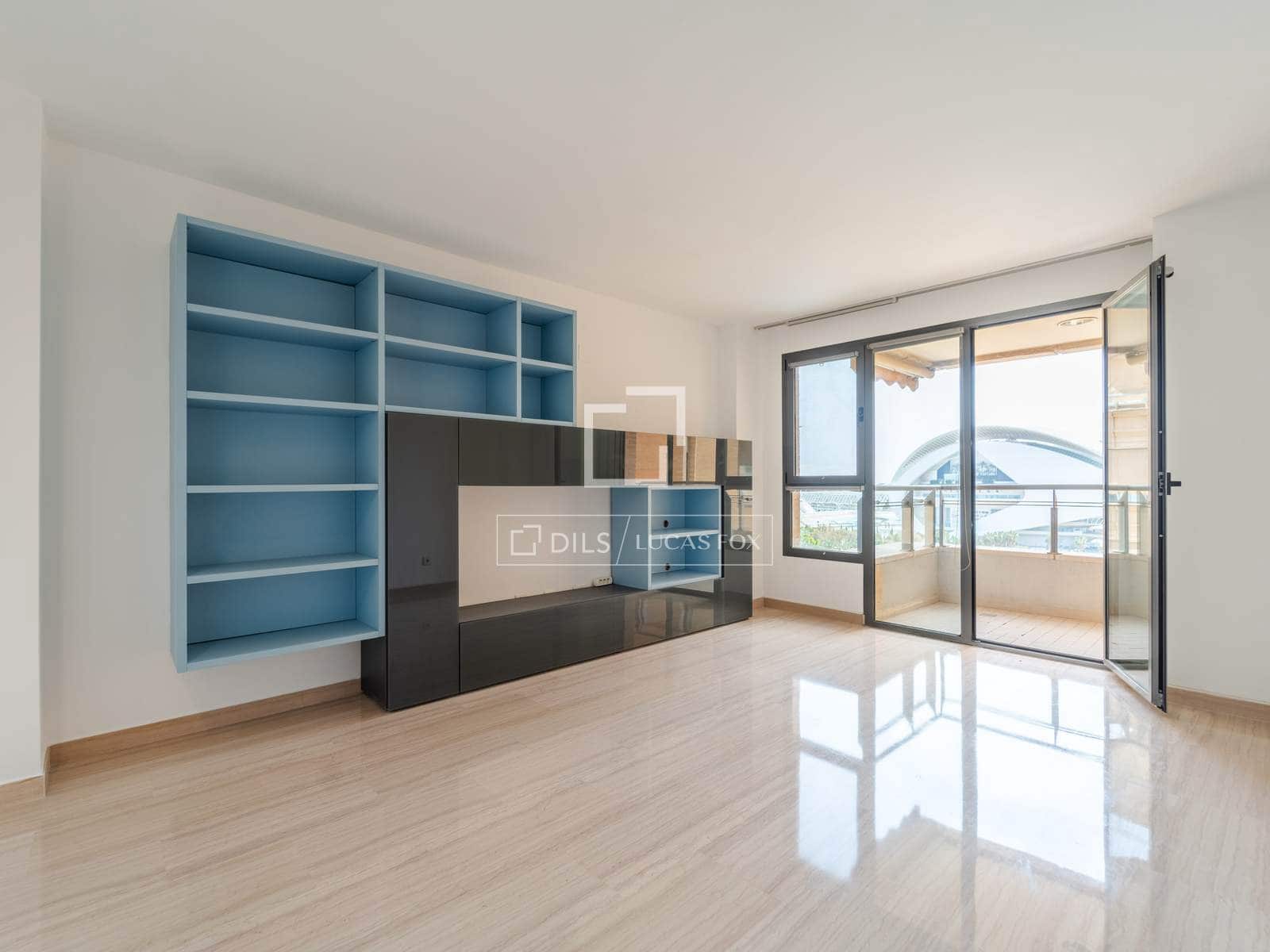 2 soverom Leilighet til salgs i Valencia by med svømmebasseng garasje - € 639 000 (Ref: 9759386)