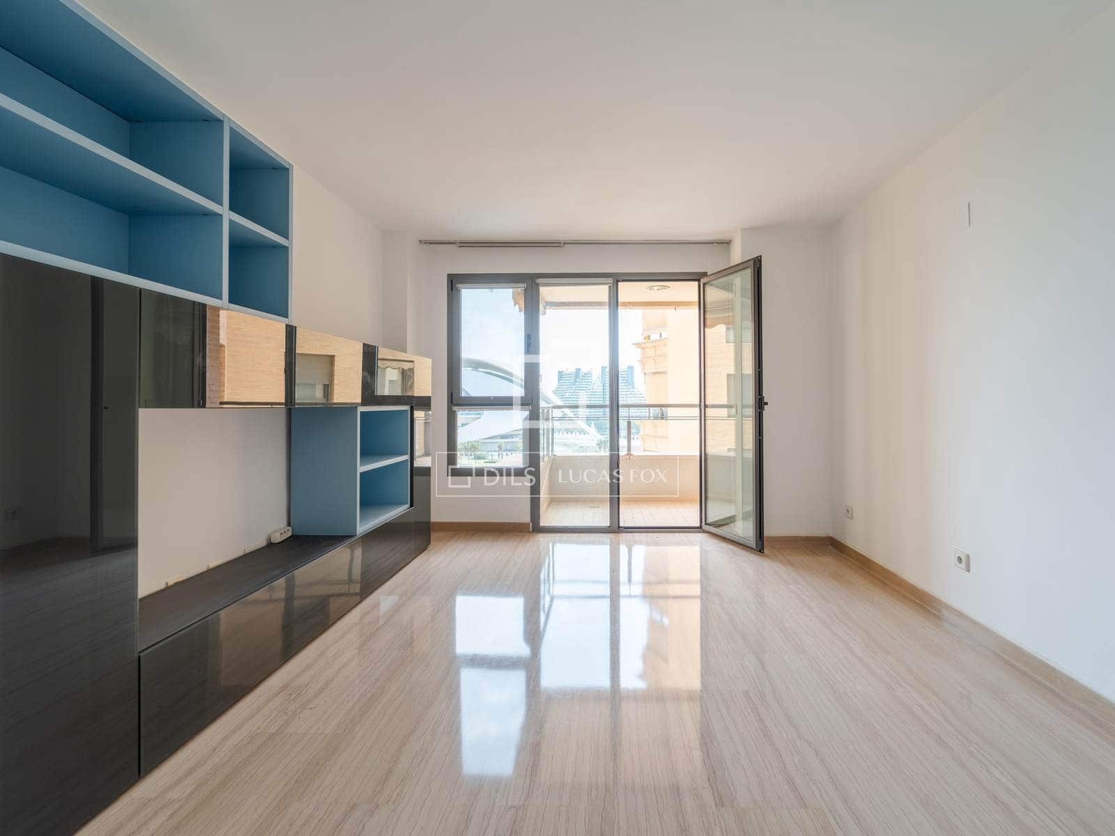 2 soverom Leilighet til salgs i Valencia by med svømmebasseng garasje - € 639 000 (Ref: 9759386)