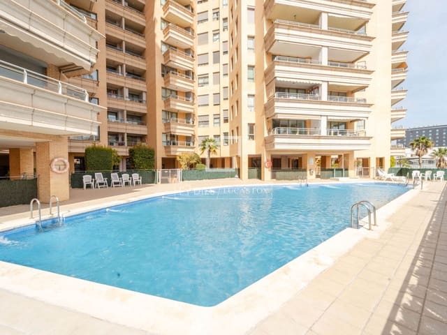 2 soverom Leilighet til salgs i Valencia by med svømmebasseng garasje - € 639 000 (Ref: 9759386)