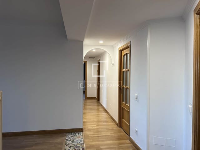 3 makuuhuone Huoneisto vuokrattavana paikassa Majadahonda mukana uima-altaan 
autotalli - 2 300 € (Ref: 9759597)