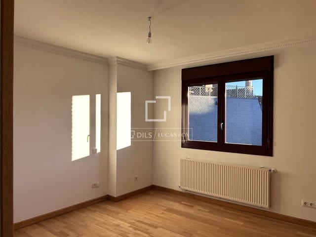 3 makuuhuone Huoneisto vuokrattavana paikassa Majadahonda mukana uima-altaan 
autotalli - 2 300 € (Ref: 9759597)