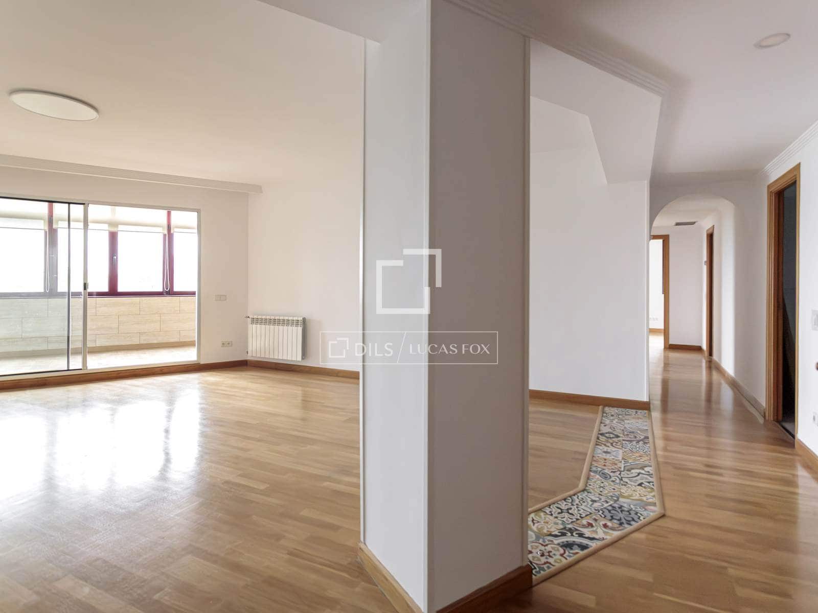 3 bedroom Apartment for rent in Majadahonda with pool garage - € 2,300 (Ref: 9759597)