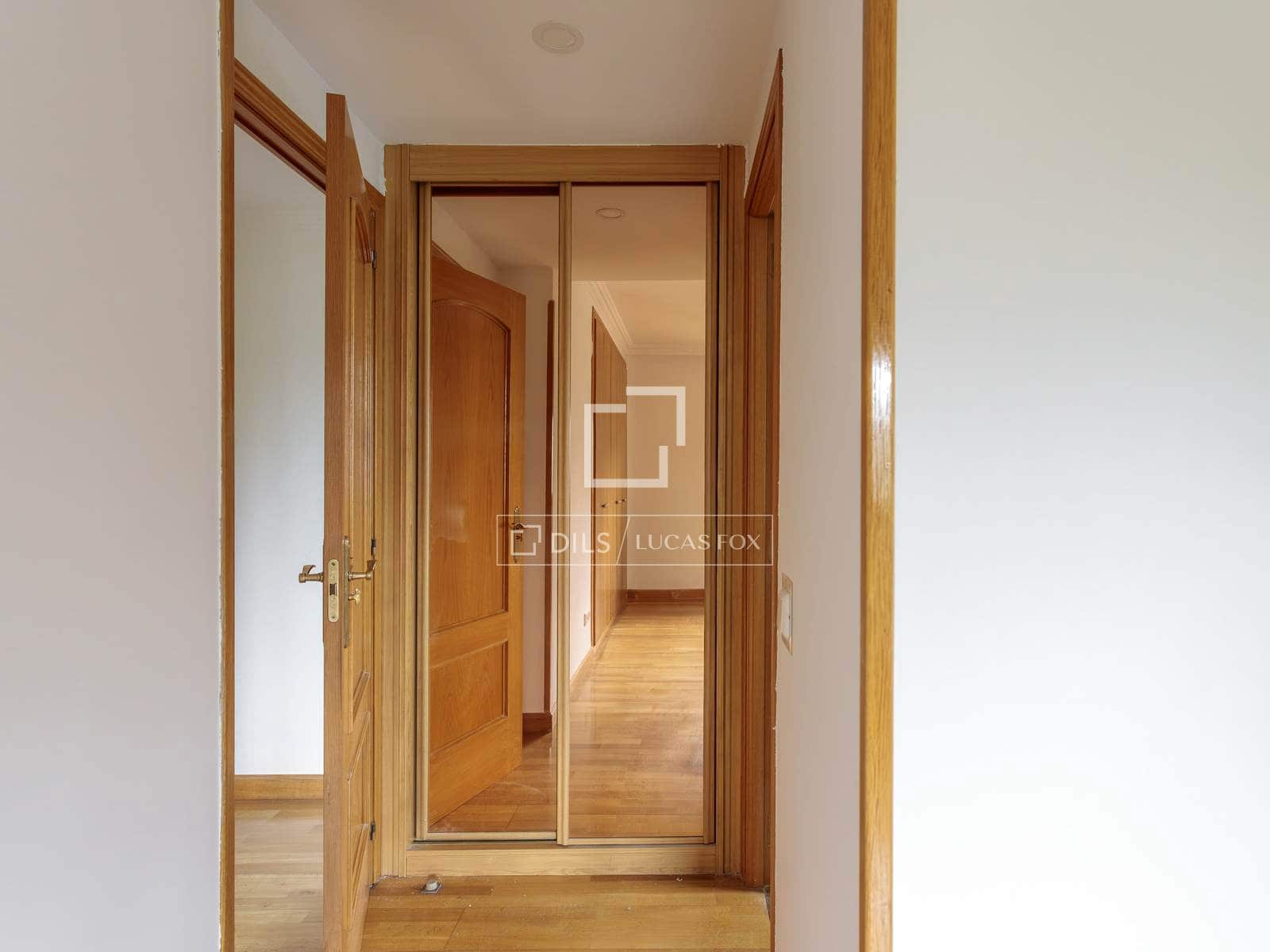 3 bedroom Apartment for rent in Majadahonda with pool garage - € 2,300 (Ref: 9759597)