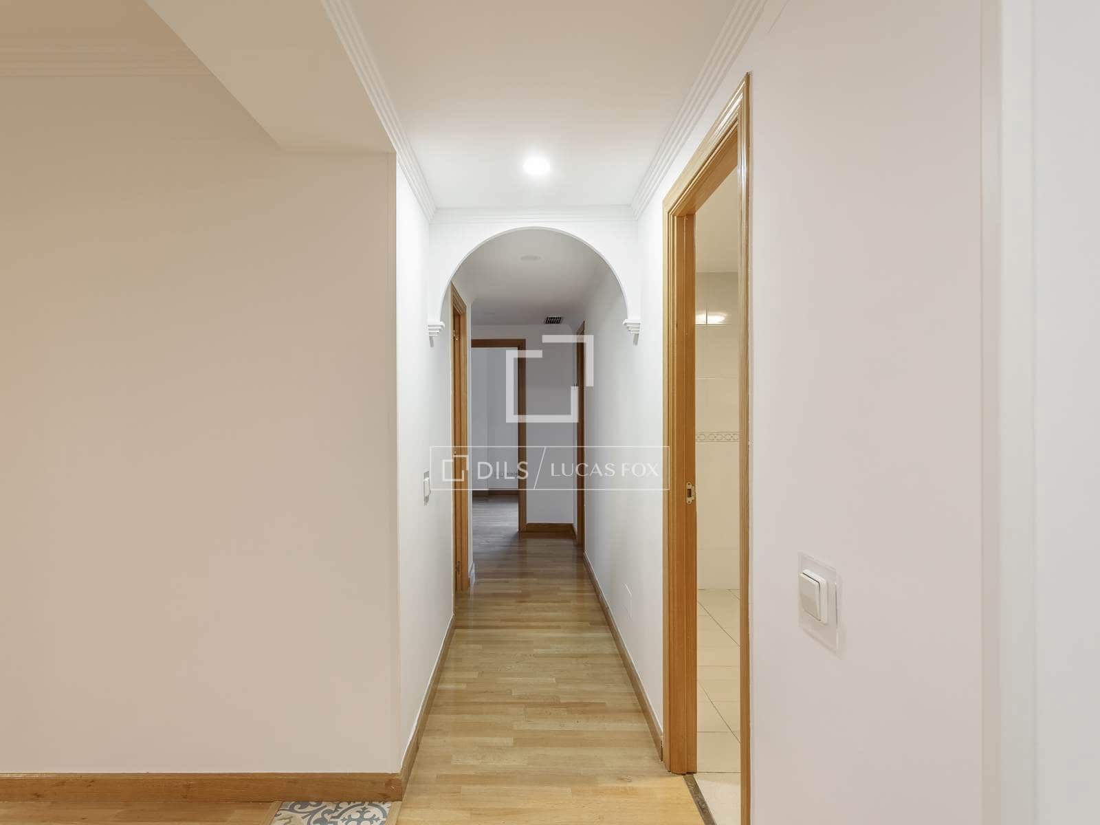 3 bedroom Apartment for rent in Majadahonda with pool garage - € 2,300 (Ref: 9759597)