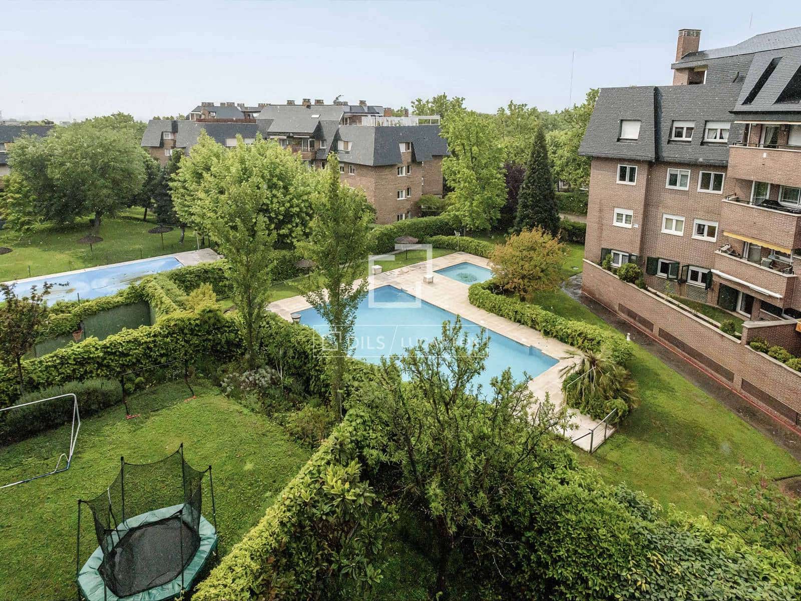 3 bedroom Apartment for rent in Majadahonda with pool garage - € 2,300 (Ref: 9759597)