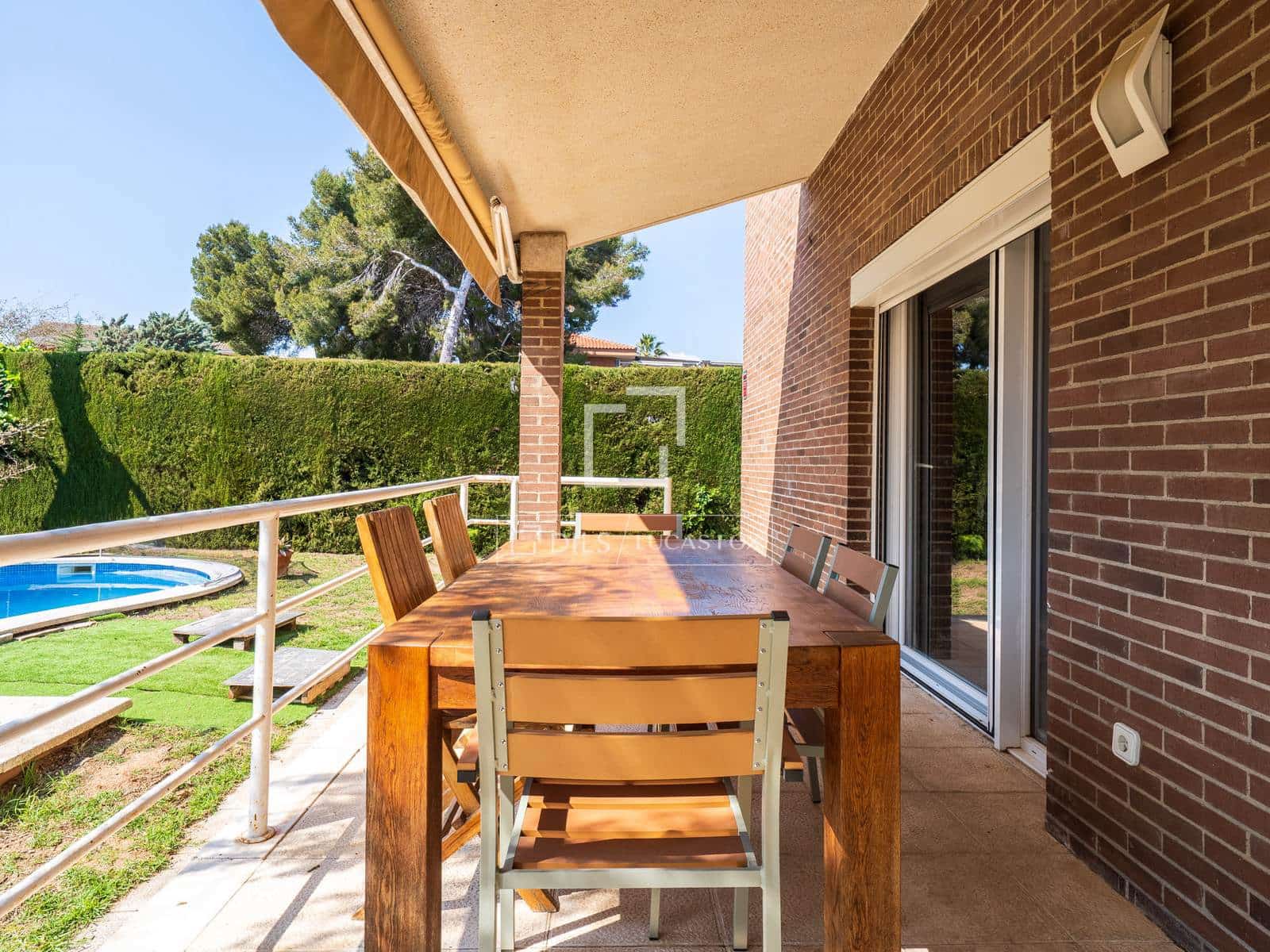 5 slaapkamer Villa te koop in Tarragona stad met garage - € 695.000 (Ref: 9759598)