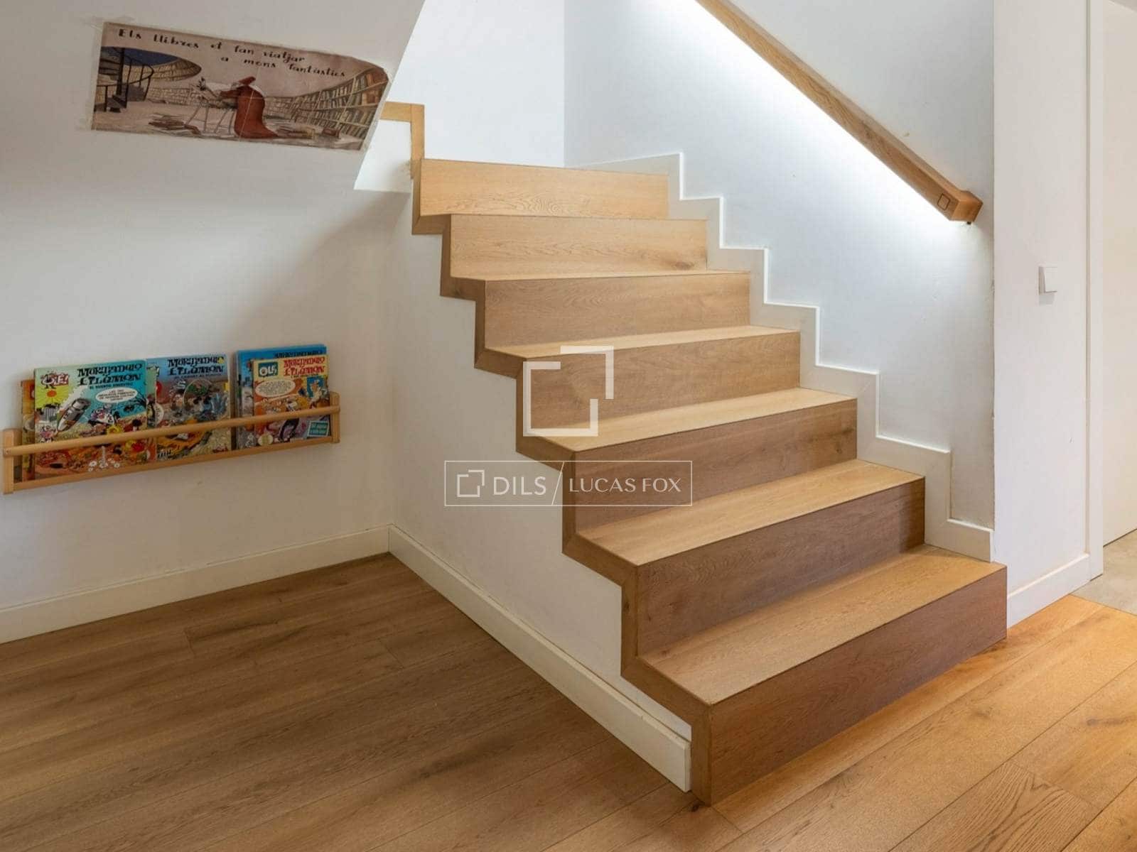 5 slaapkamer Villa te koop in Tarragona stad met garage - € 695.000 (Ref: 9759598)