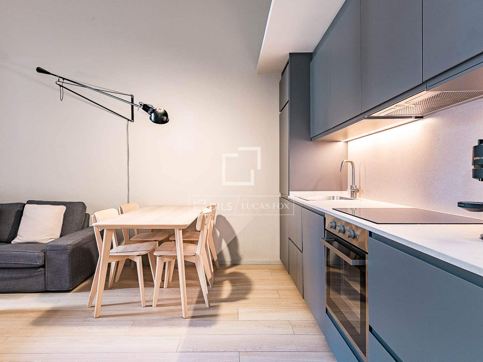 4 soveværelse Lejlighed til salg i Barcelona by - € 1.250.000 (Ref: 9759599)