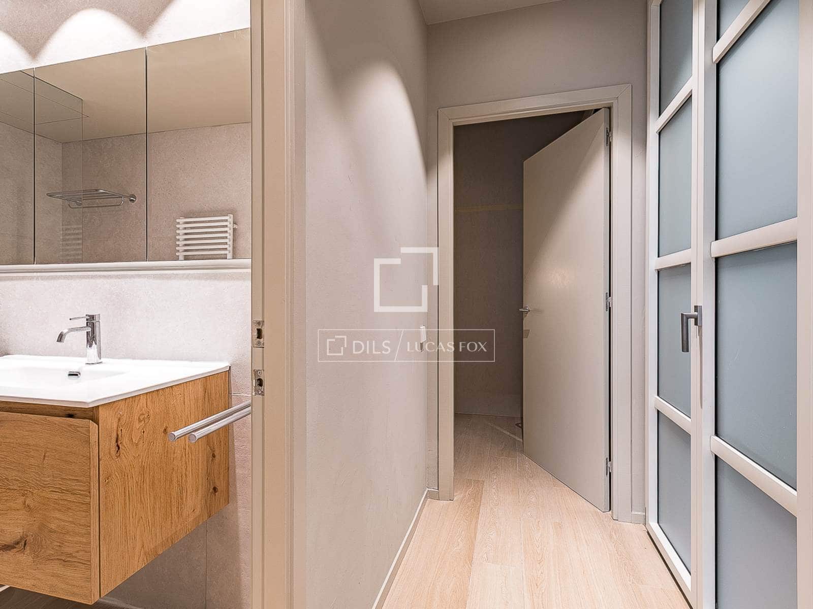 4 soveværelse Lejlighed til salg i Barcelona by - € 1.250.000 (Ref: 9759599)