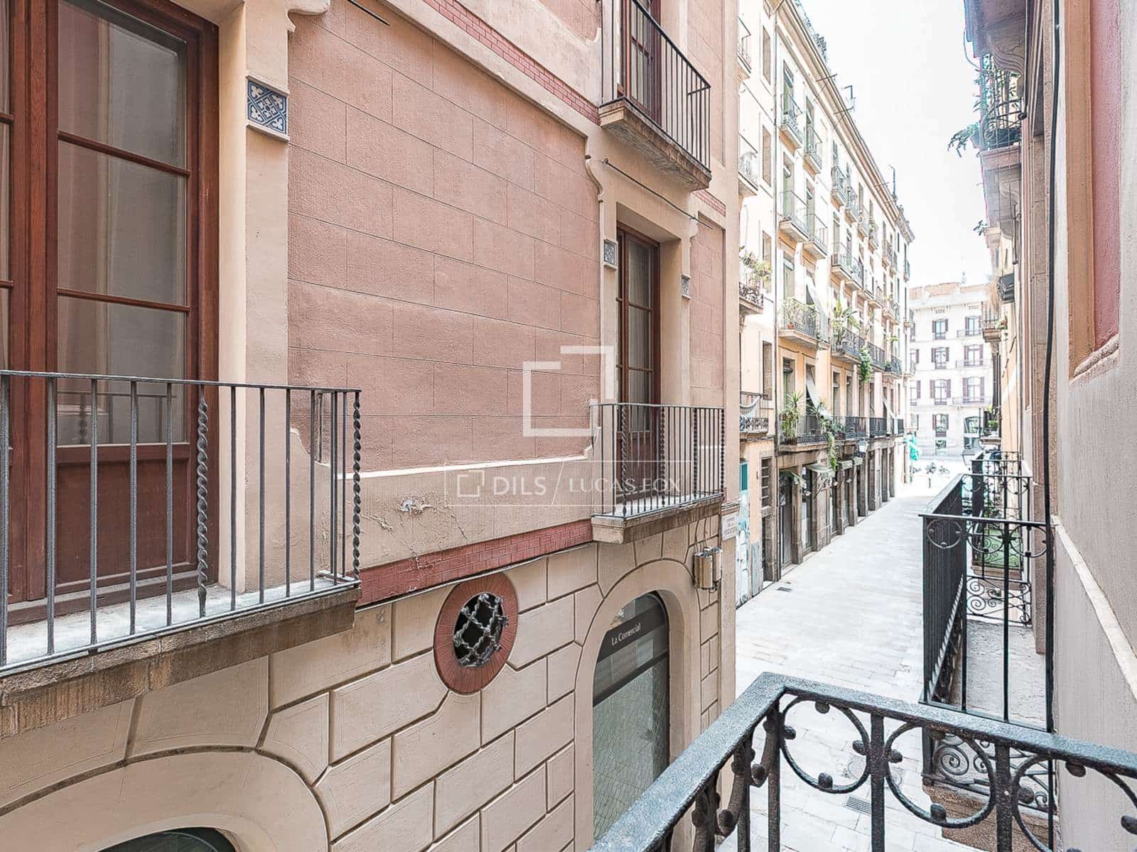 4 soveværelse Lejlighed til salg i Barcelona by - € 1.250.000 (Ref: 9759599)