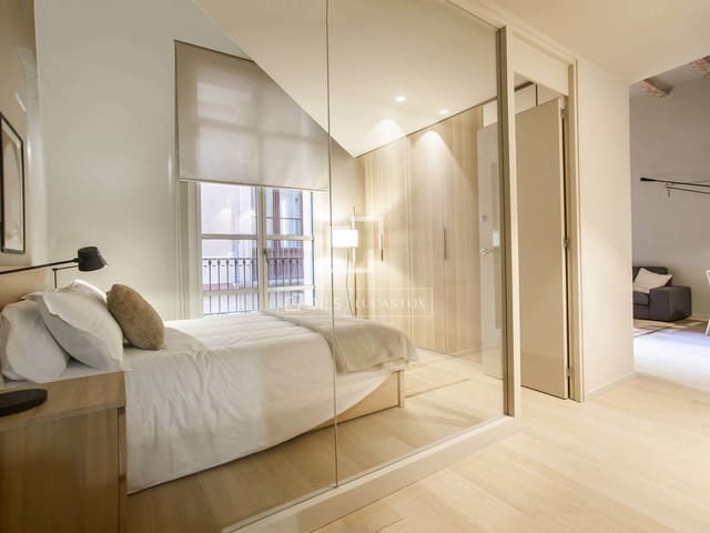 Apartamento de 4 habitaciones en Sant Pere, Santa Caterina i La Ribera, Barcelona ciudad en venta - 1.250.000 € (Ref: 9759599)