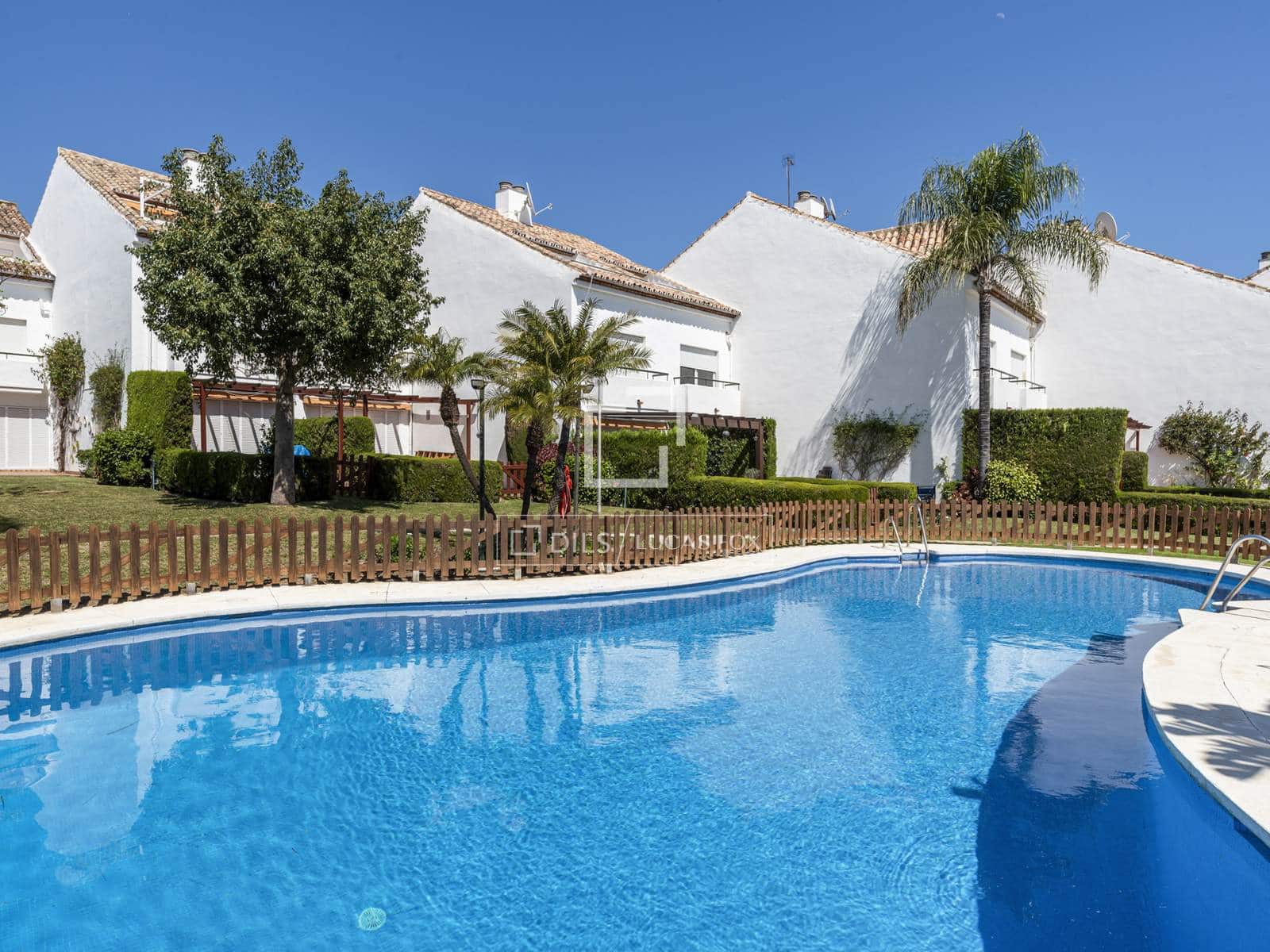 3 makuuhuone Huvila myytävänä paikassa Estepona - 619 000 € (Ref: 9759600)