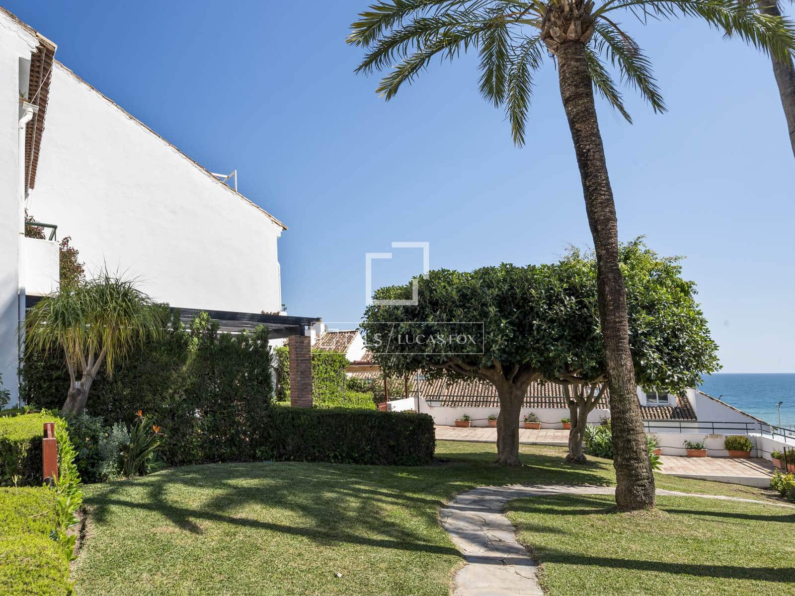 3 makuuhuone Huvila myytävänä paikassa Estepona - 619 000 € (Ref: 9759600)