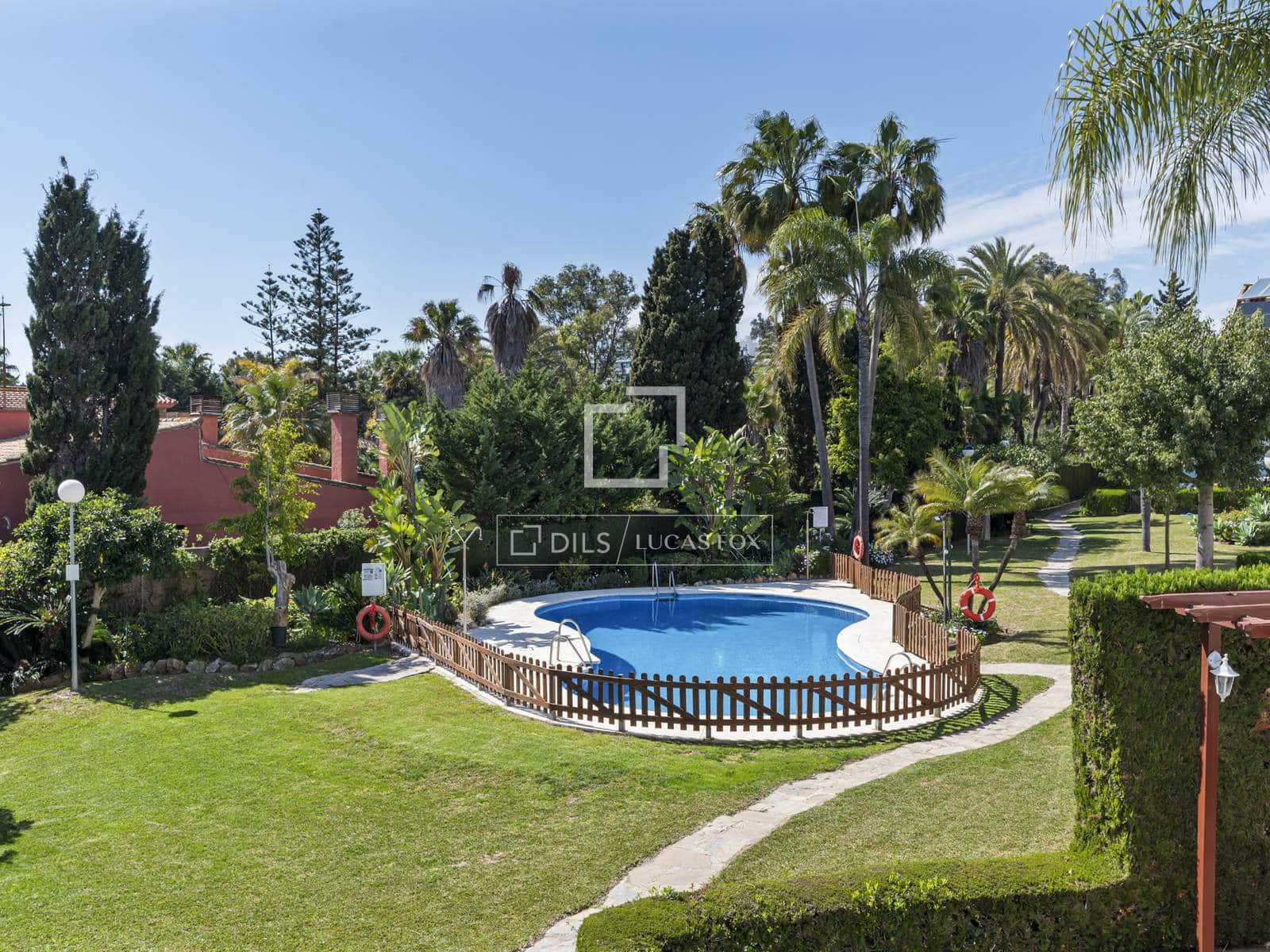 3 makuuhuone Huvila myytävänä paikassa Estepona - 619 000 € (Ref: 9759600)