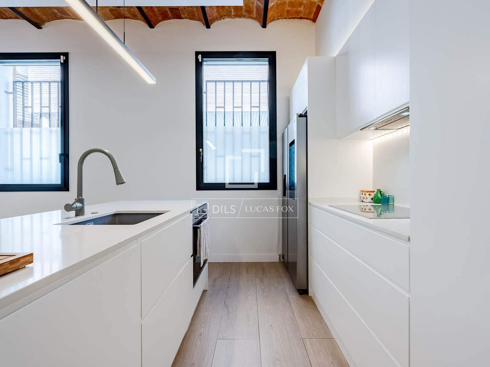 2 sovrum Villa till salu i Cornella de Llobregat - 590 000 € (Ref: 9759602)