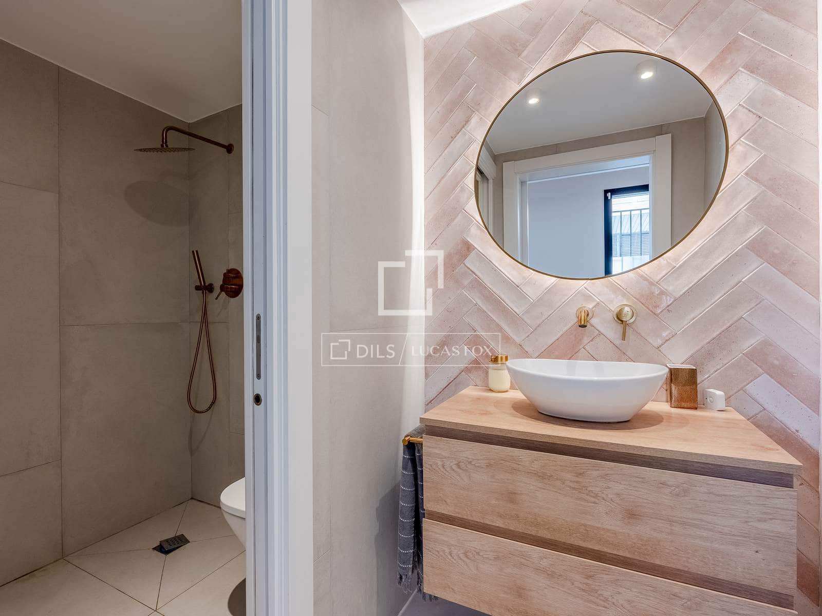 2 sovrum Villa till salu i Cornella de Llobregat - 590 000 € (Ref: 9759602)