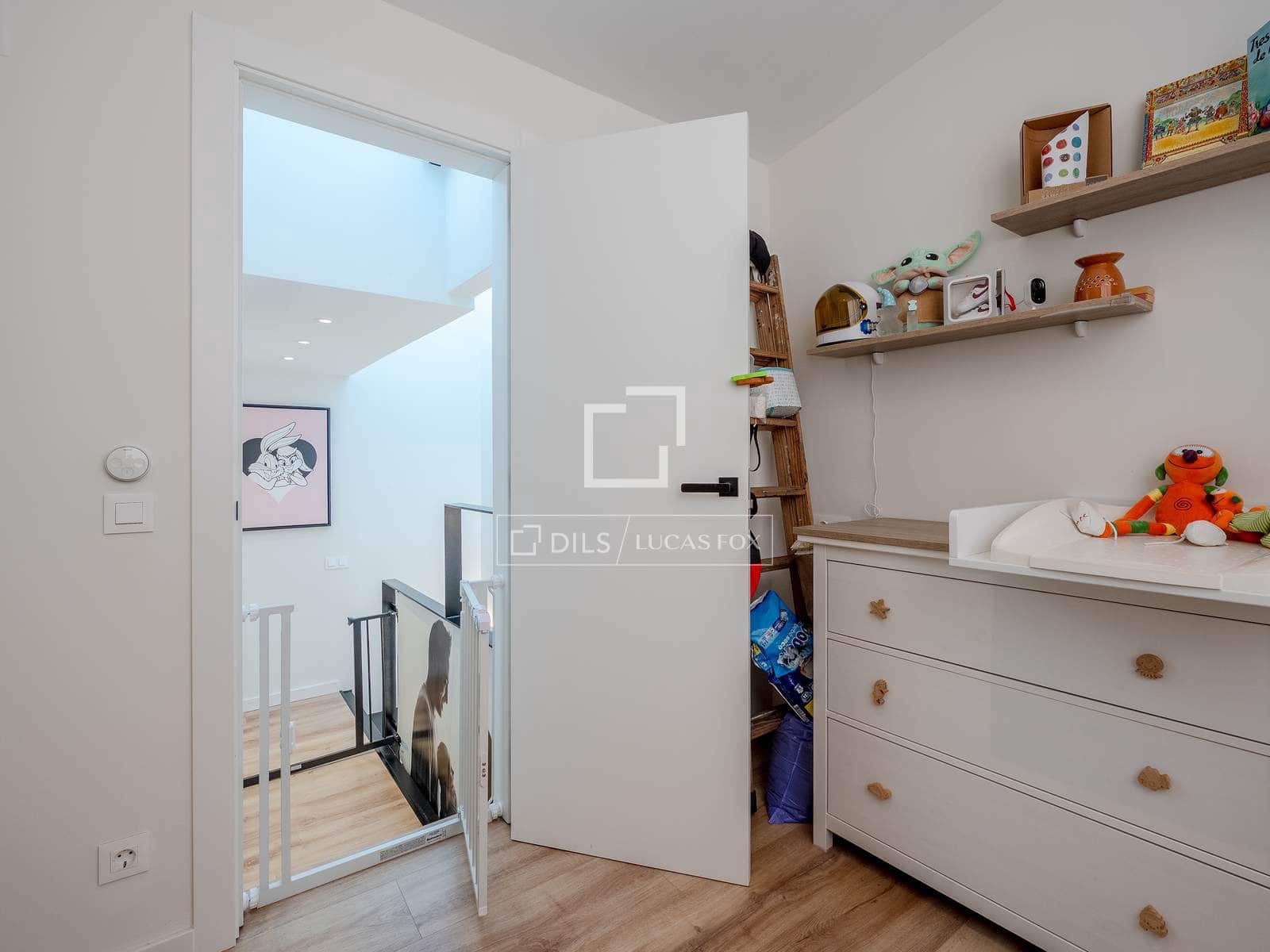 2 sovrum Villa till salu i Cornella de Llobregat - 590 000 € (Ref: 9759602)