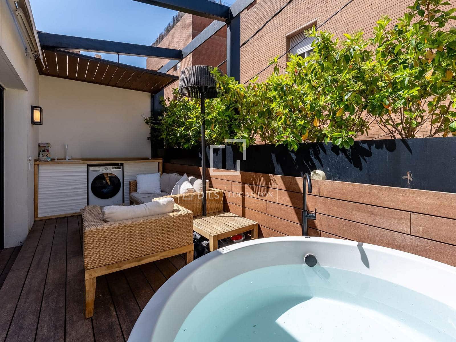 2 sovrum Villa till salu i Cornella de Llobregat - 590 000 € (Ref: 9759602)