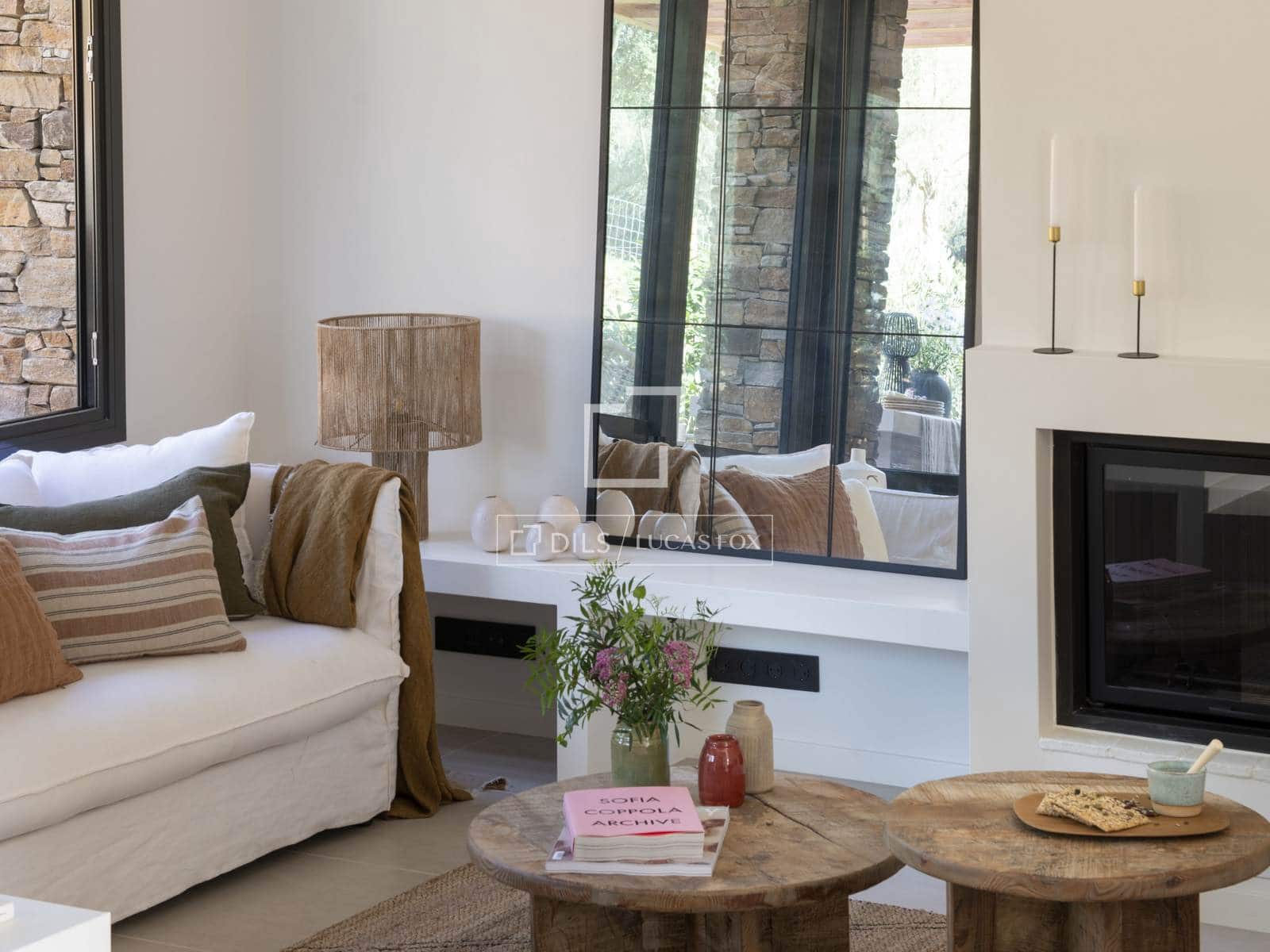 4 bedroom Villa for sale in Regencos with pool garage - € 857,050 (Ref: 9761260)